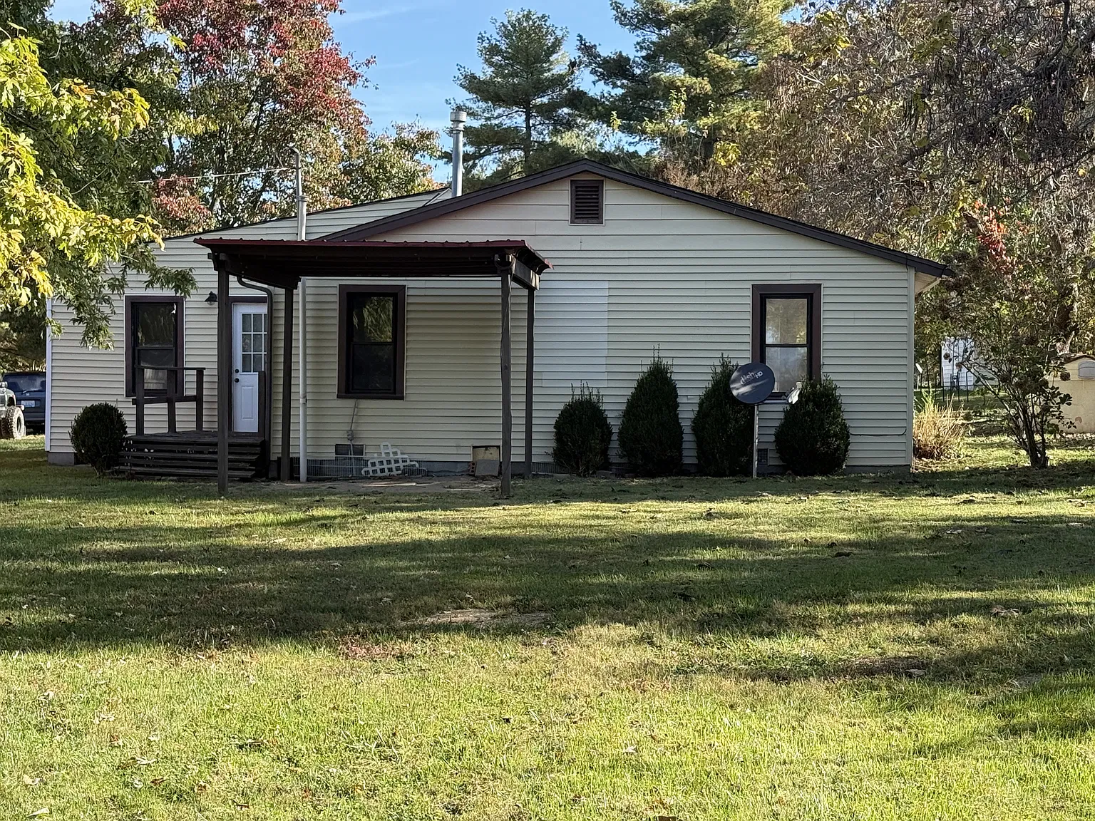 1427 Campbellsville Road - 1 — Photo 2