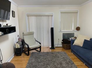 30-21 31st St #2R, Astoria, NY 11102