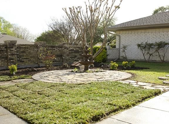 2nd image of 1807 Columbia Dr