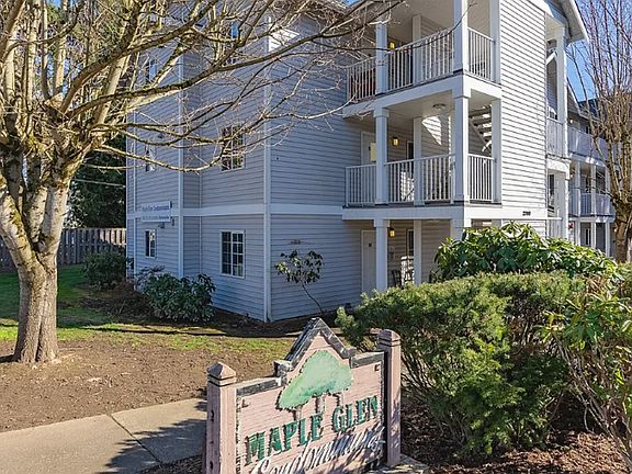 4th image of 2709 W Maplewood Ave APT 303