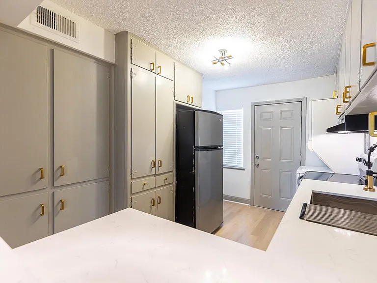 11603 Chimney Rock Rd #B — Photo 13