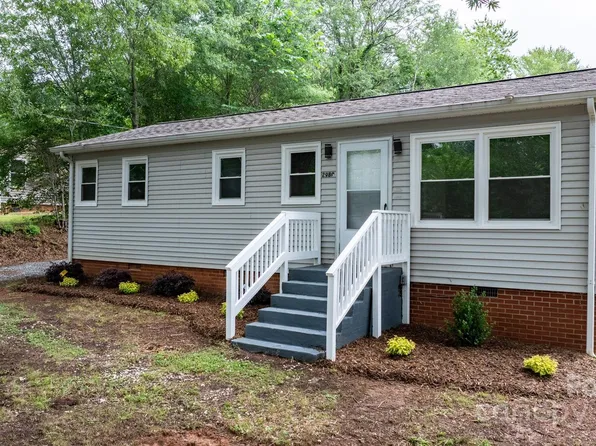 2980 N Church St, Claremont, NC 28610