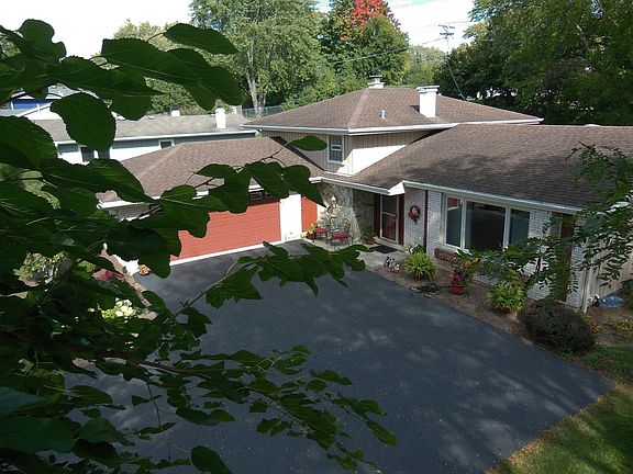 2nd image of 163 S Circle Ave