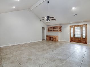 6109 Rayburn Ct, Fort Worth, TX 76133