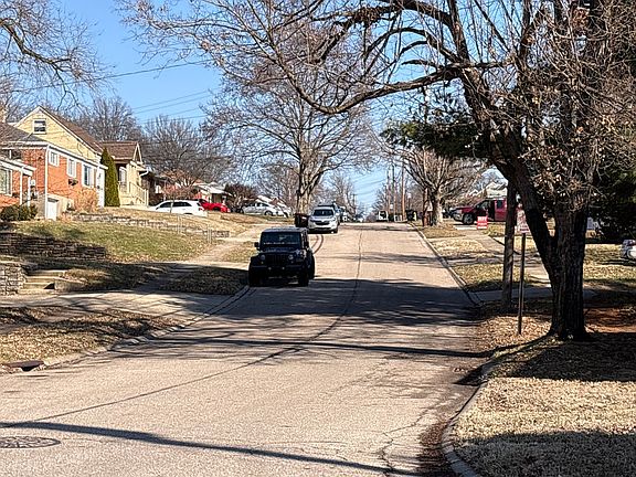 4th image of 5435 Bonita Dr
