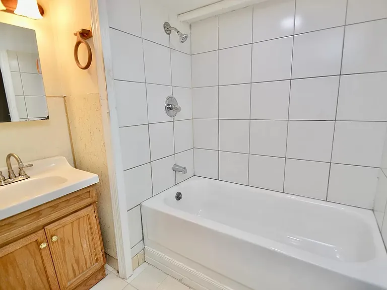 4239 Minnehaha Ave #1 — Photo 15