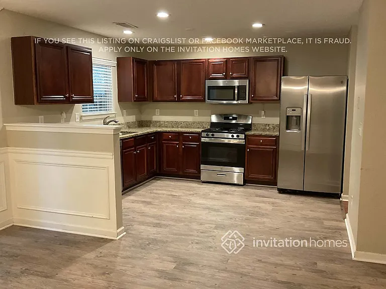 124 Hidden Creek Dr — Photo 3