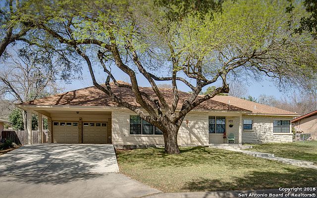 1st image of 209 Jeanette Dr