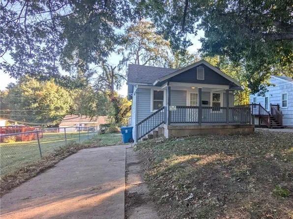 439 E Aberdeen St, Independence, MO 64055