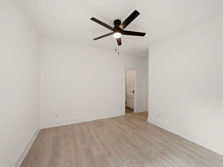 1512 Barbee St #B — Photo 16