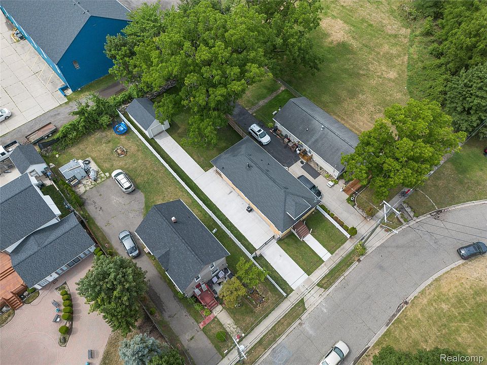 138 Mechanic St, photo 29