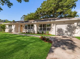 786 Manor Dr W, Dunedin, FL 34698