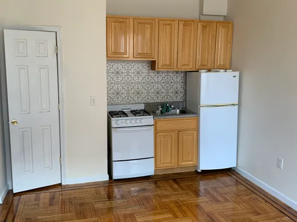 8614 Third Avenue image 1 of 9