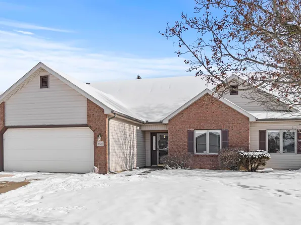 8320 Harbor Pines Pl, Fort Wayne, IN 46825