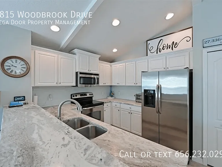 4815 Woodbrook Dr — Photo 7