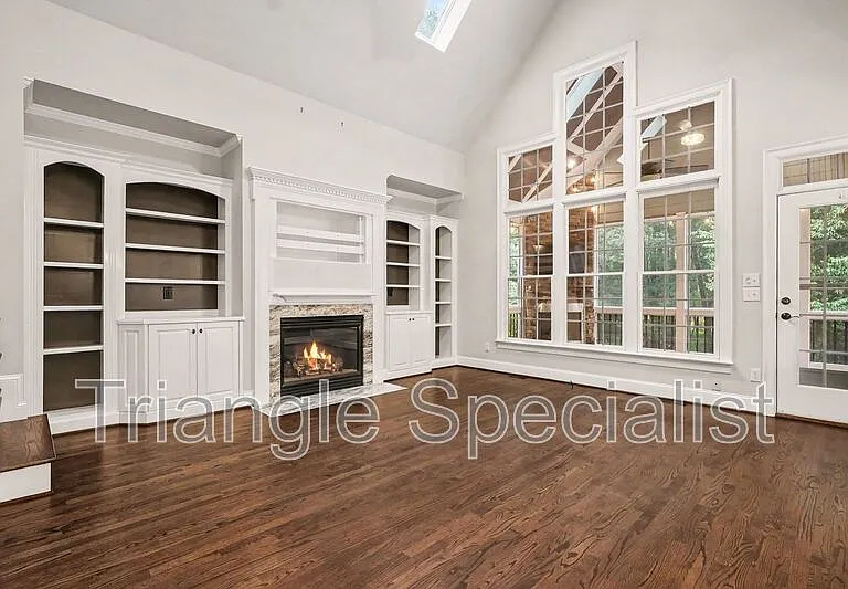 6121 Carlyle Dr — Photo 14