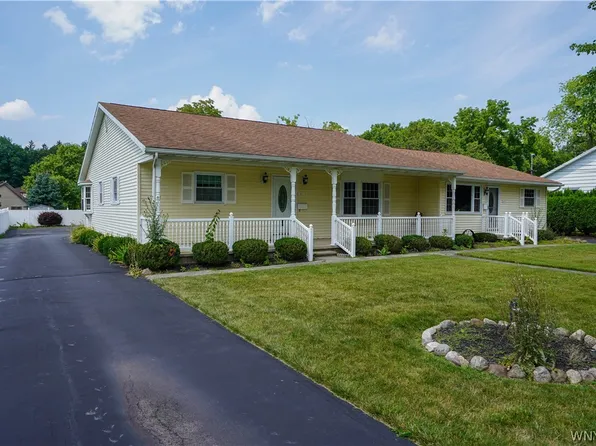 127 Union St, Batavia, NY 14020