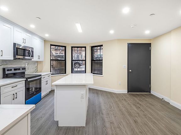 5th image of 946 Saint Nicholas Ave #1