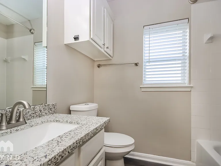 126 Kellyn Oaks Dr — Photo 10