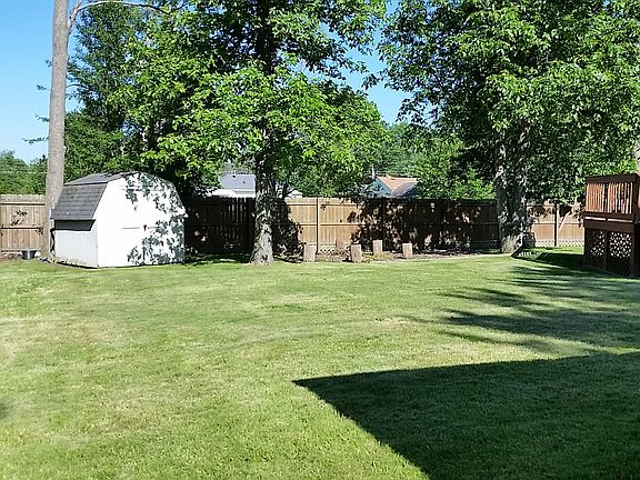 3rd image of 1947 Byron Dr