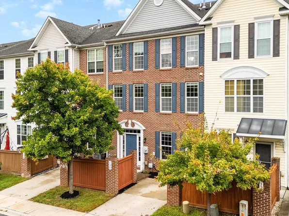 130 Mountain Creek Cir, Frederick, MD 21702