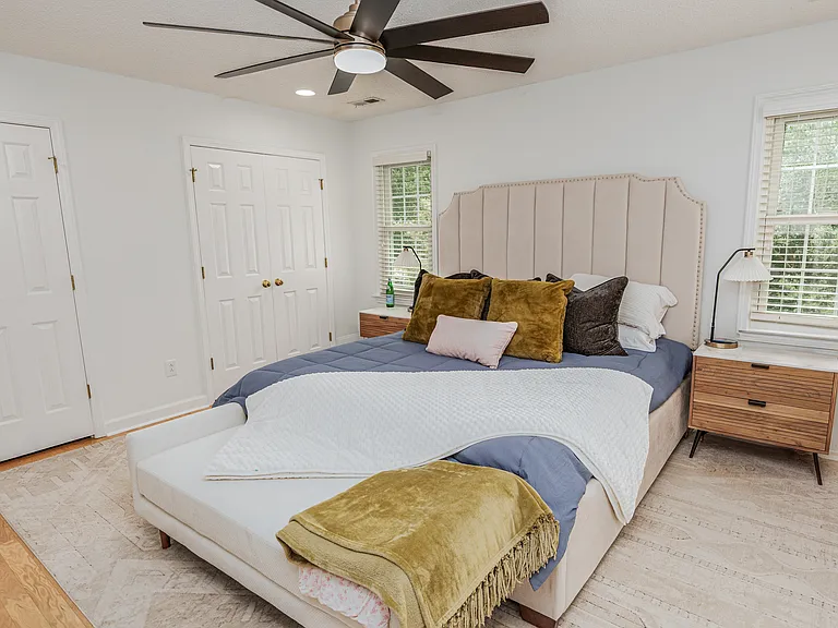 1004 Somerset Ct — Photo 24