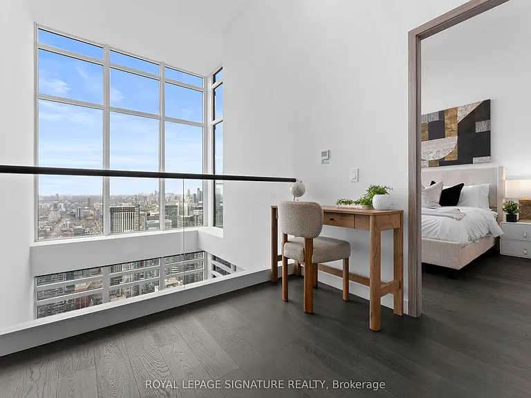 1 Concord Cityplace Way #Penthouse 7001 — Photo 32
