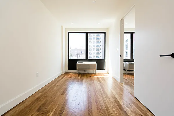 Rented by Nooklyn NYC LLC | media 70