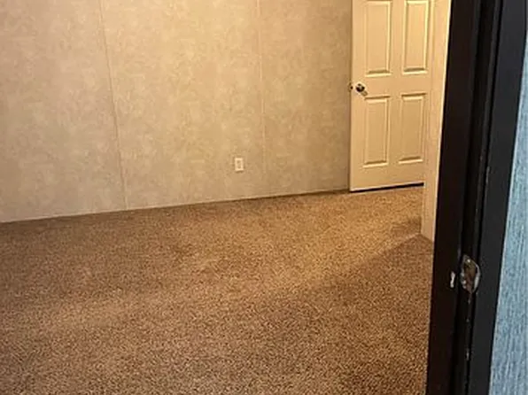 151 Anthony Dr #47, Lakeville, MN 55044