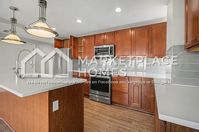 525 W Lafayette Blvd #16E — Photo 7