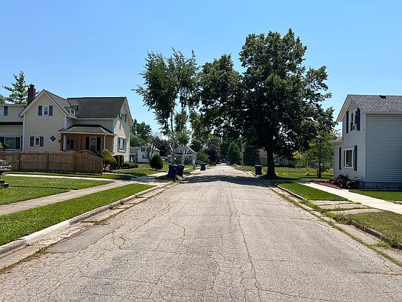 5th image of 1202 McCormick St