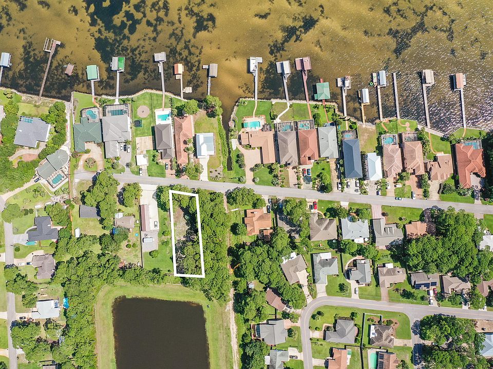 1st image of 781 Bayshore Dr