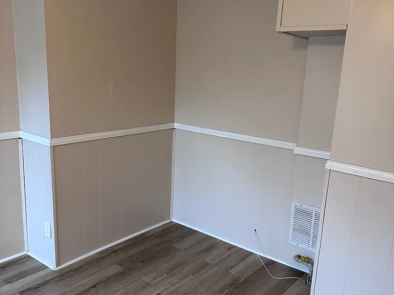 21 Centre St #1 — Photo 2