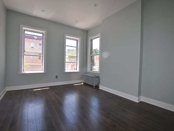 5th image of 869 Herkimer St #2