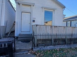 1728 Rowan St, Louisville, KY 40203