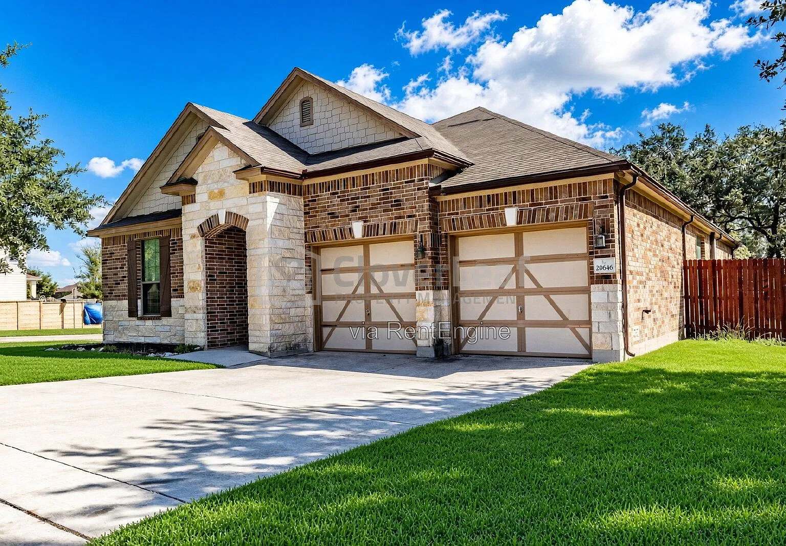3 bed, 2.5 bath, 2006 sqft, $2,197 — Photo 1