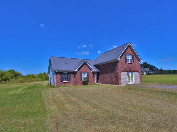 497 Puckett Rd, Watertown, TN 37184