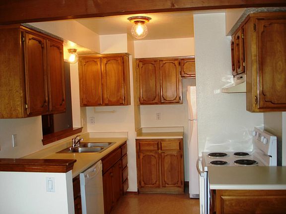 3rd image of 1547 Ave De Las America