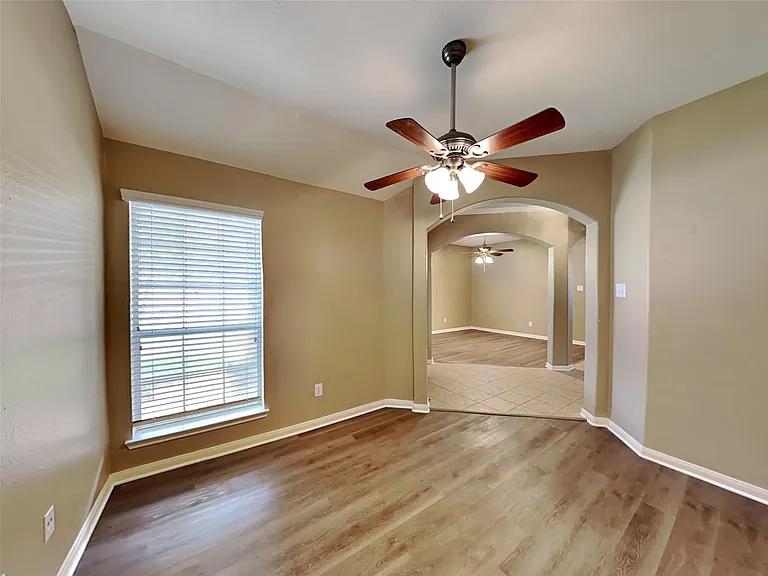 3523 Pine Valley Dr — Photo 8