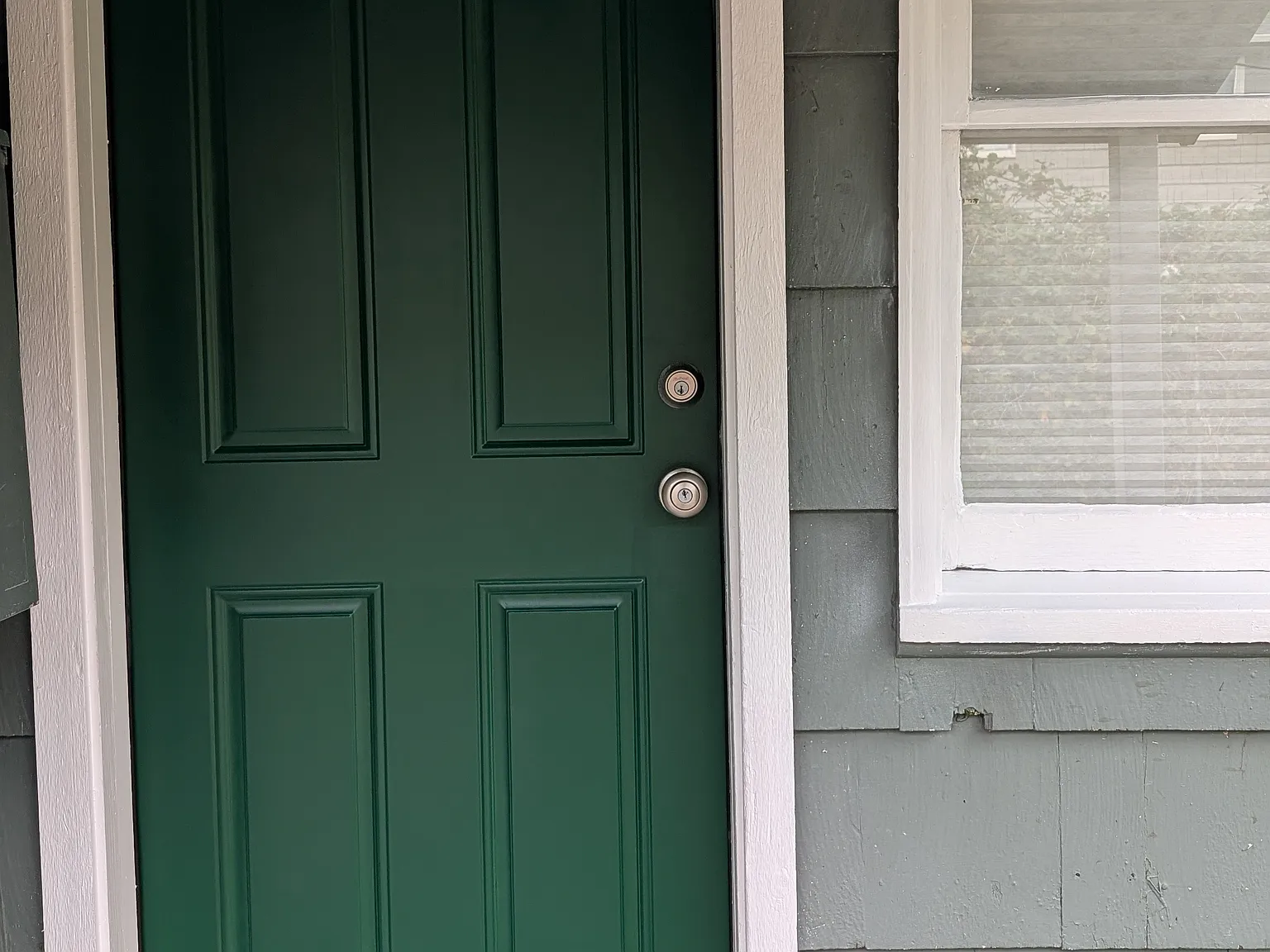 3 bed, 986 sqft, $1,800 — Photo 1