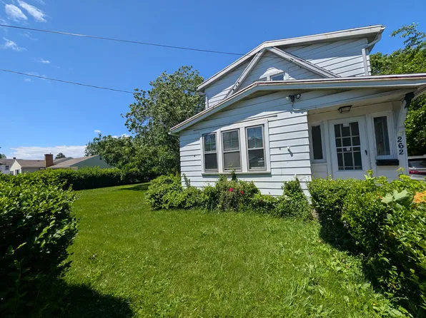 262 Blakeslee St, Rochester, NY 14609