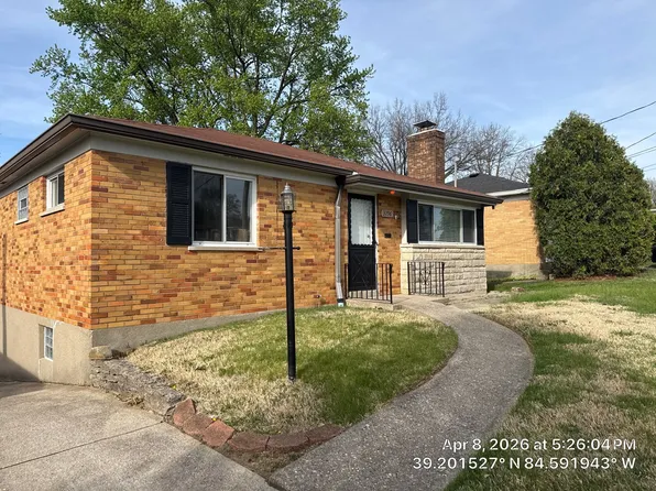 3296 Stevie Ln, Cincinnati, OH 45239