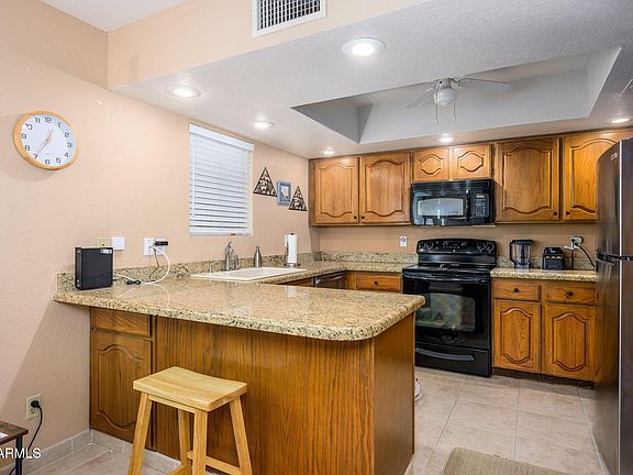 4th image of 12212 N PARADISE VILLAGE Parkway S #335