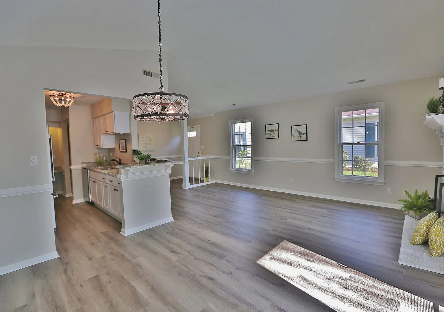 Ready Now!! Completely Updated End-Unit Townhome In Kempsville Lakes! — Photo 4