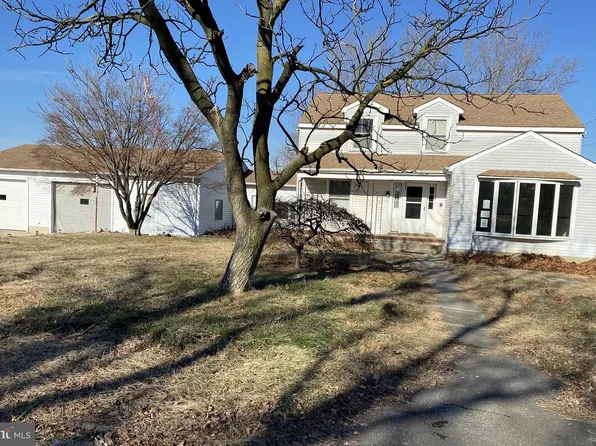 25 Riverview Ave, Paulsboro, NJ 08066
