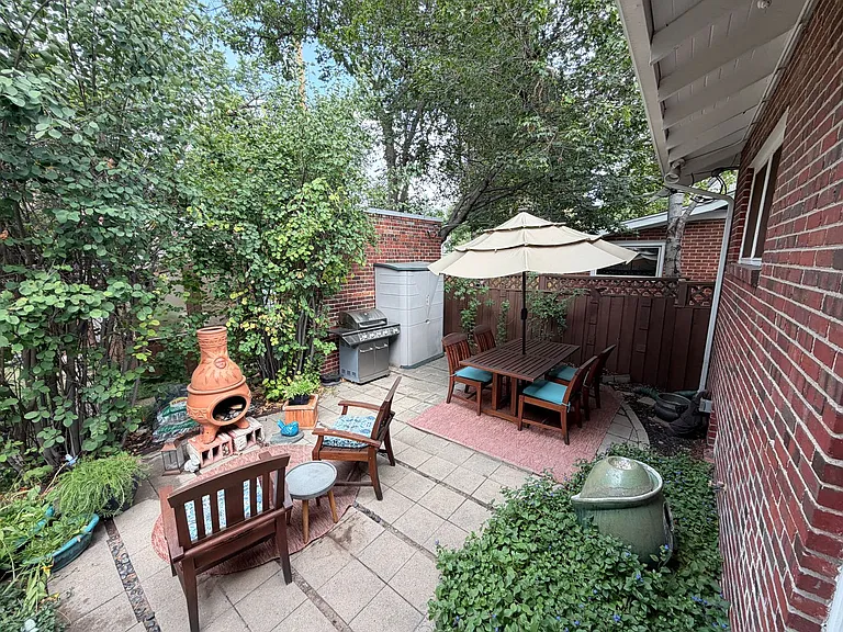631 Jackson St — Photo 28