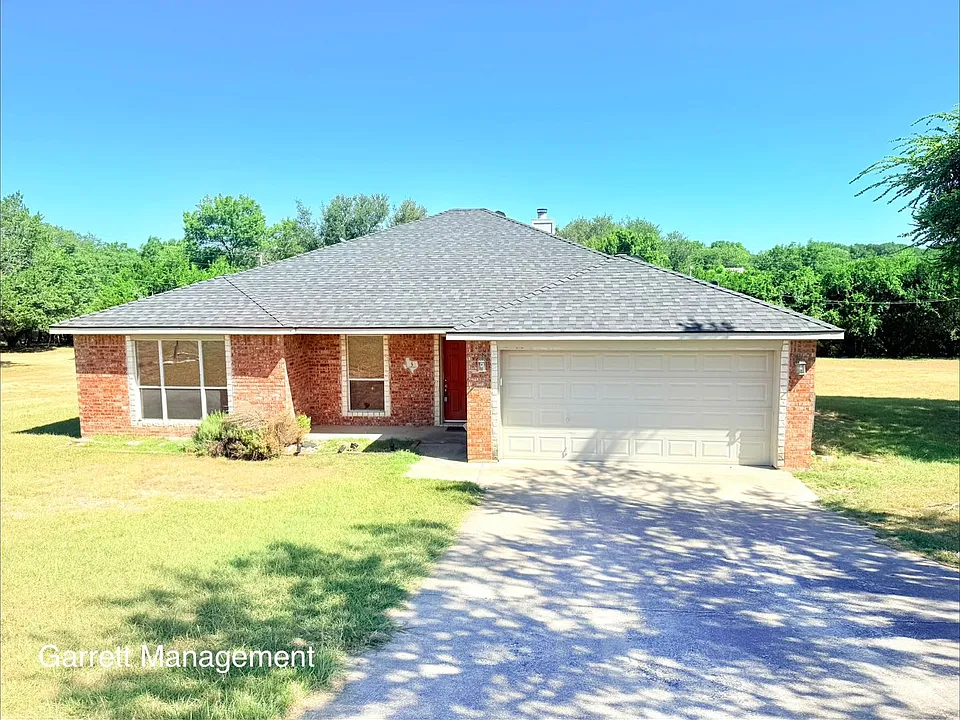 5 Chris St
