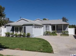 17631 Delano St, Encino, CA 91316