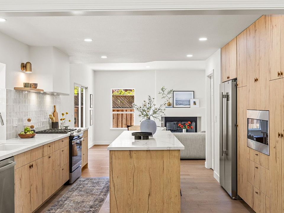 1st image of 794 Fano Lane