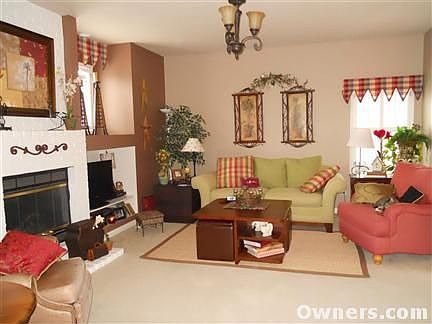 Sunny,open floorplan with gas fireplace